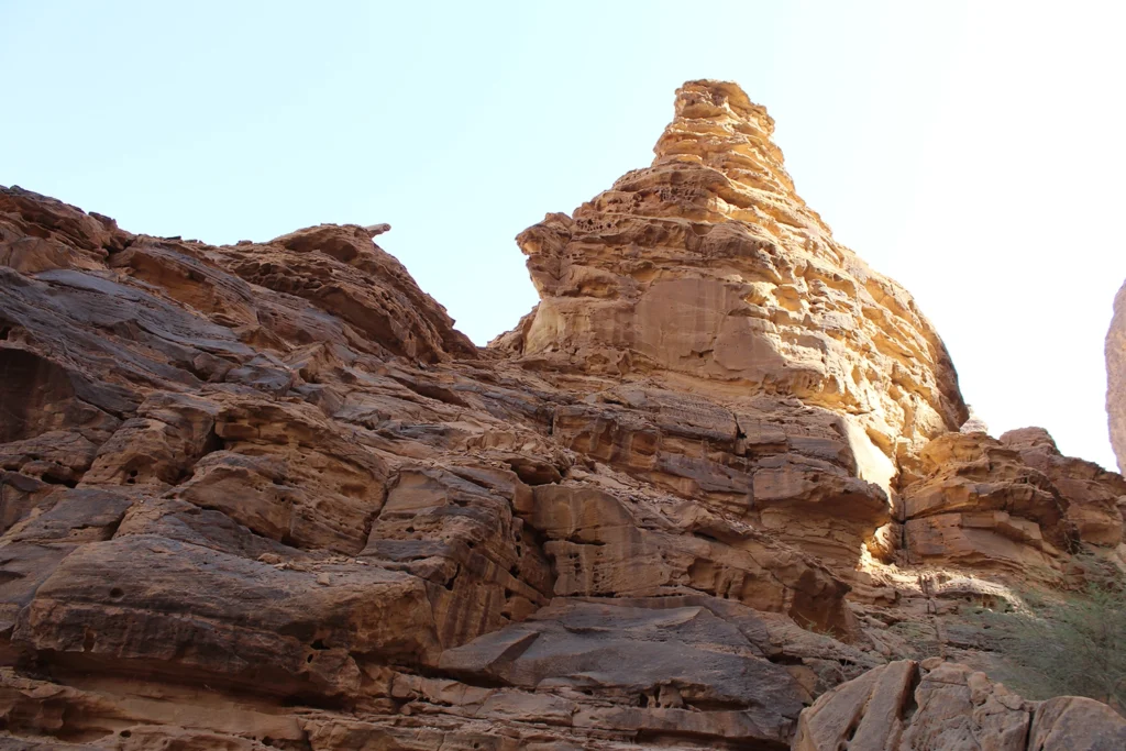 دادان وجبل عكمة